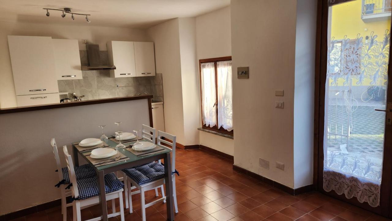 Laura'S Cottage With Lake View, Detached, 5 Kilometers From Varenna リエルナ エクステリア 写真