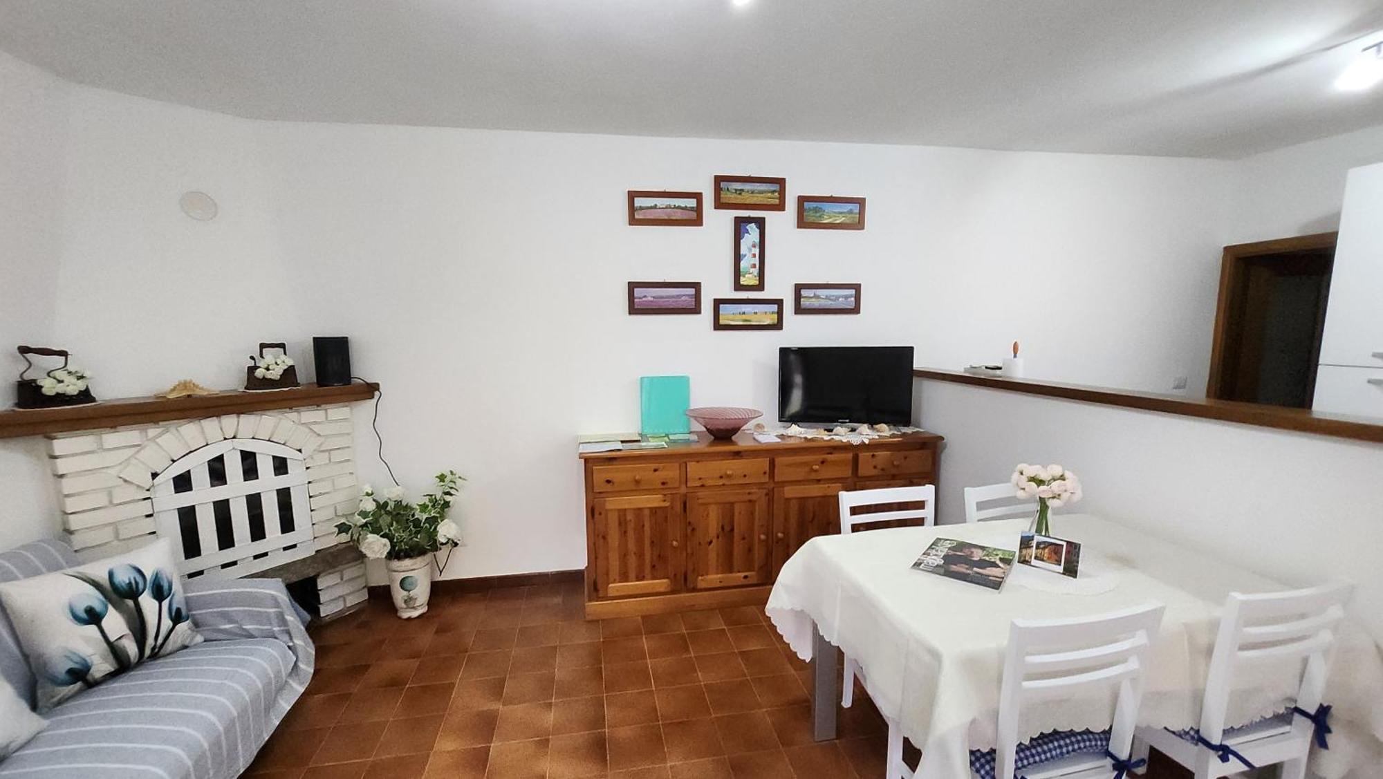 Laura'S Cottage With Lake View, Detached, 5 Kilometers From Varenna リエルナ エクステリア 写真