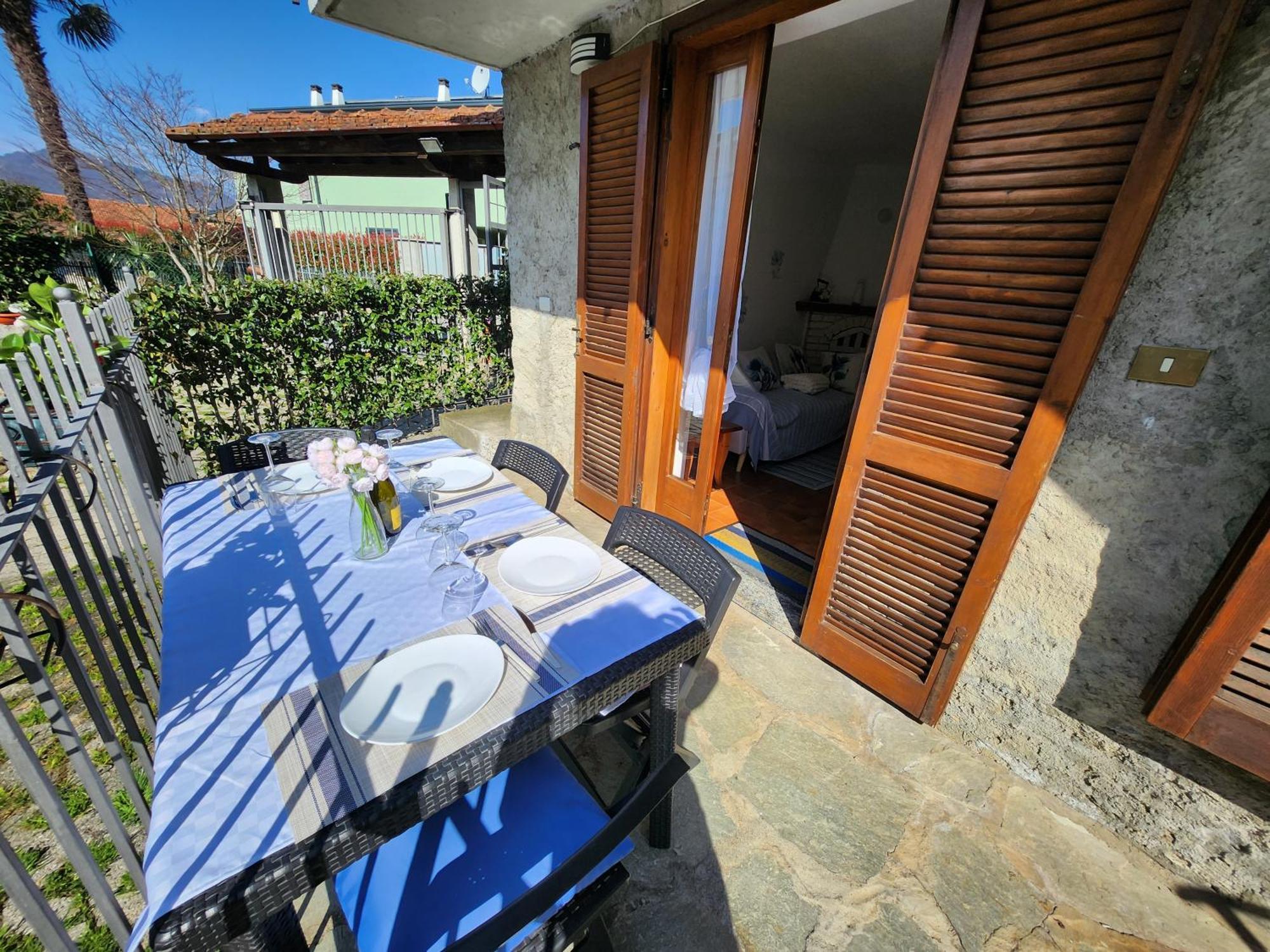 Laura'S Cottage With Lake View, Detached, 5 Kilometers From Varenna リエルナ エクステリア 写真